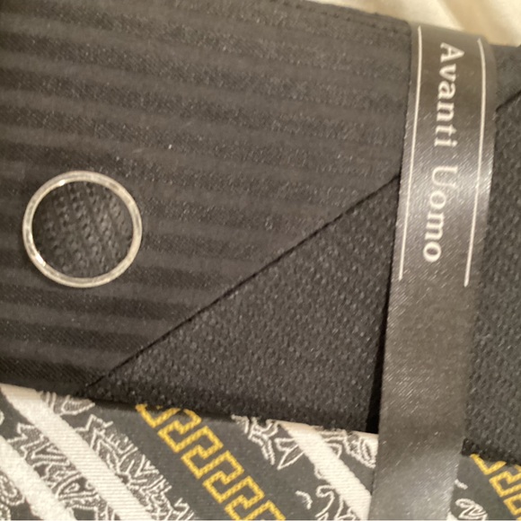 Avanti Uomo French Cuff Men's Black and Gray Dress Shirts with Ties(2) - Picture 10 of 16